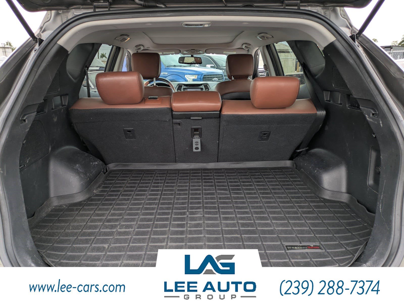 Used 2013 Hyundai Santa Fe Sport 2.0T w/ Technology Pkg FWD image 9