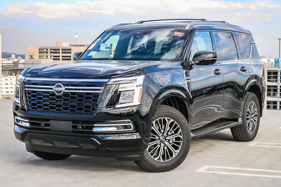 New 2026 Nissan Armada SL w/ Captain's Chari Seat Package