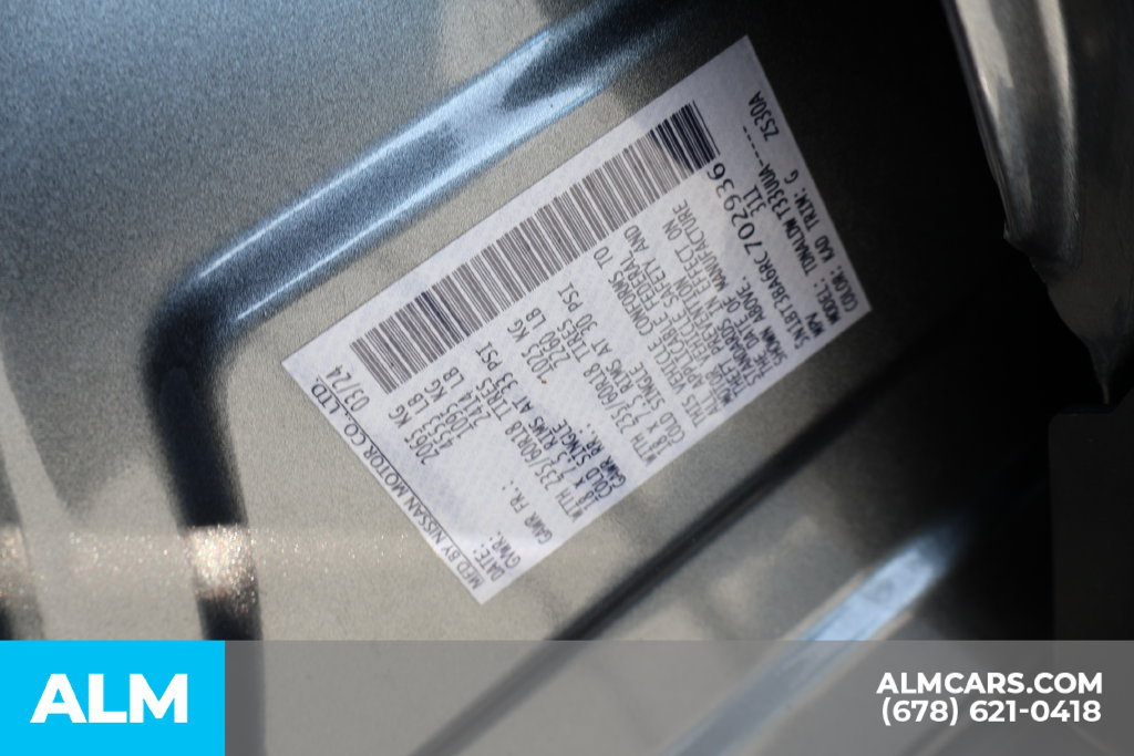 Used 2024 Nissan Rogue SV FWD image 38