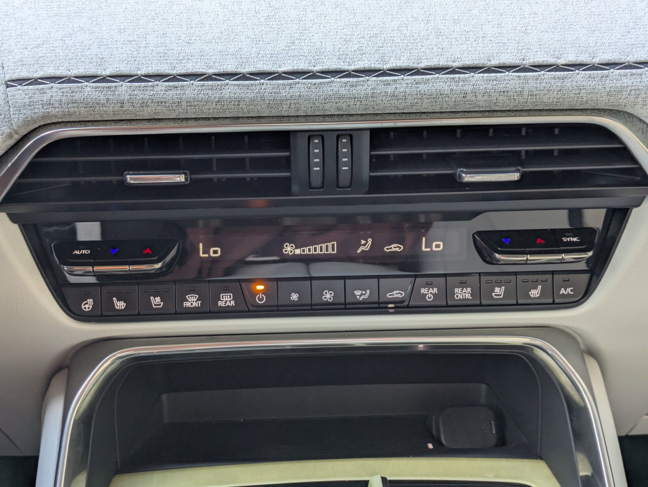 Used 2024 MAZDA CX-90 3.3 Turbo S w/ Premium Plus image 19