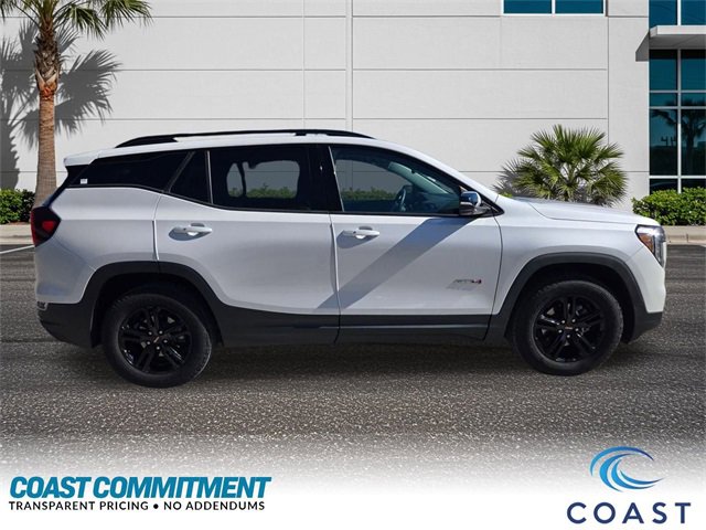 Used 2022 GMC Terrain AT4 w/ Infotainment Package II image 5