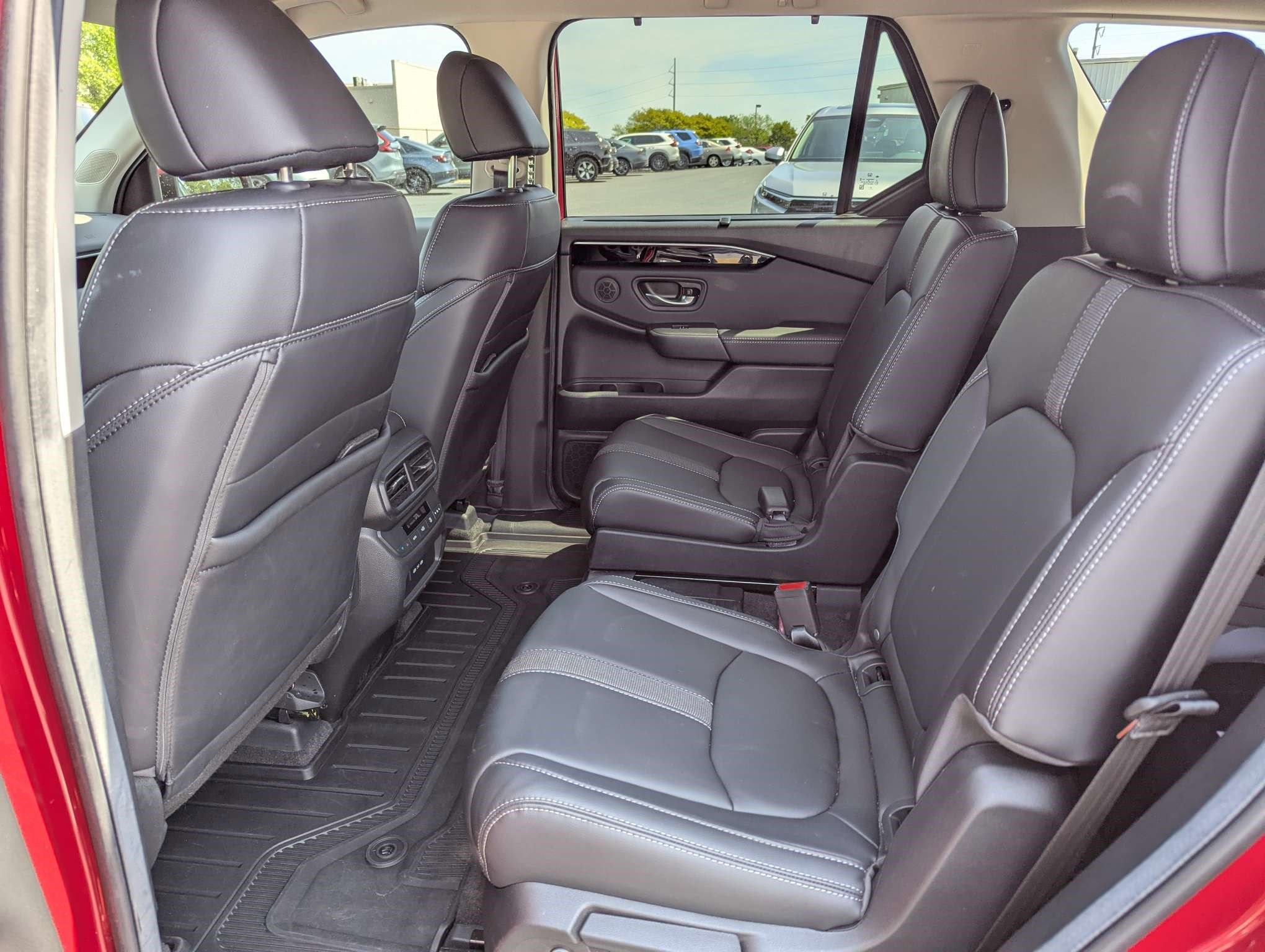 Certified 2025 Honda Pilot EX-L image 19