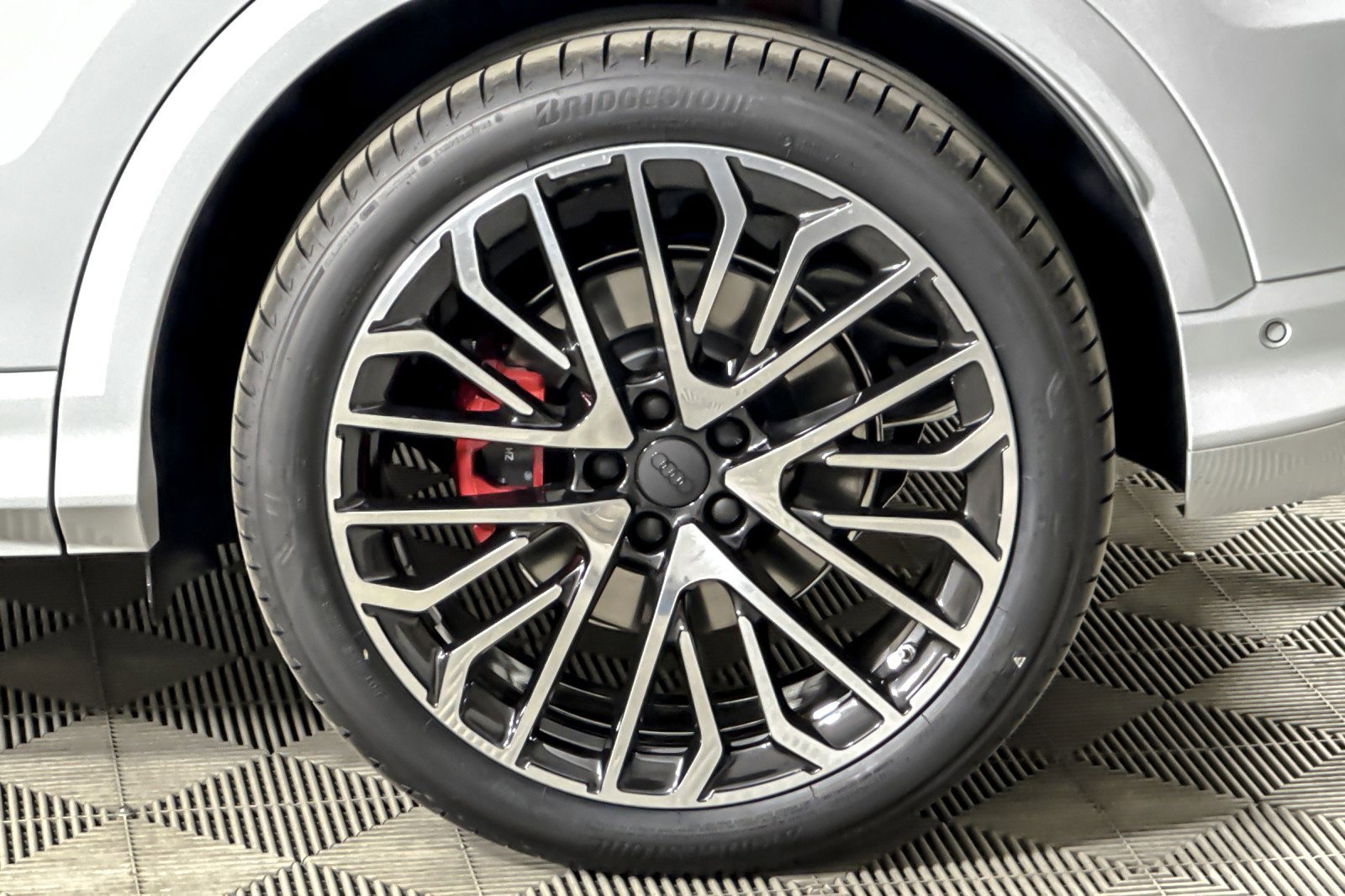New 2026 Audi SQ5 Premium Plus AWD/4WD image 25
