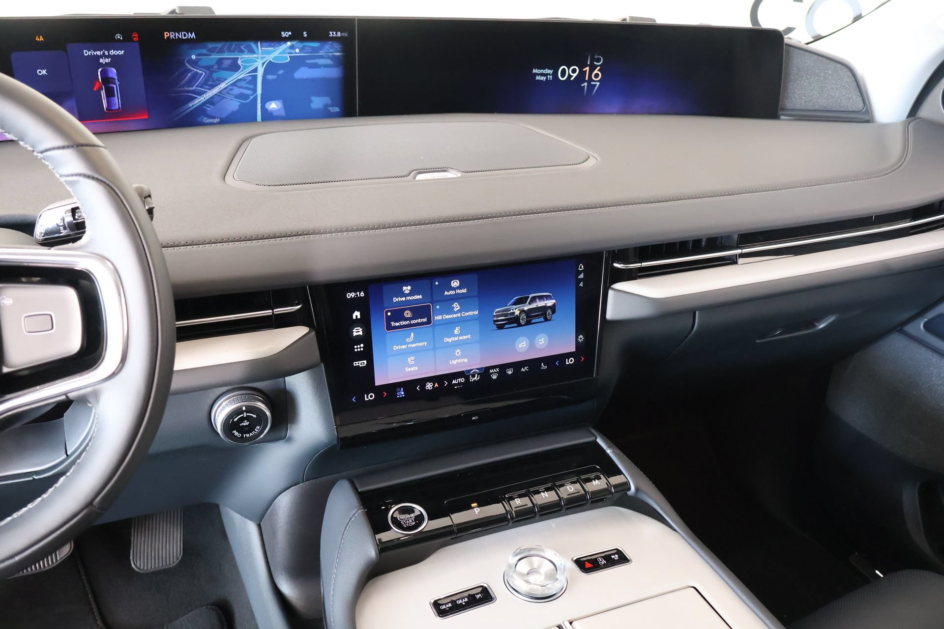 New 2025 Lincoln Navigator Reserve AWD/4WD image 5