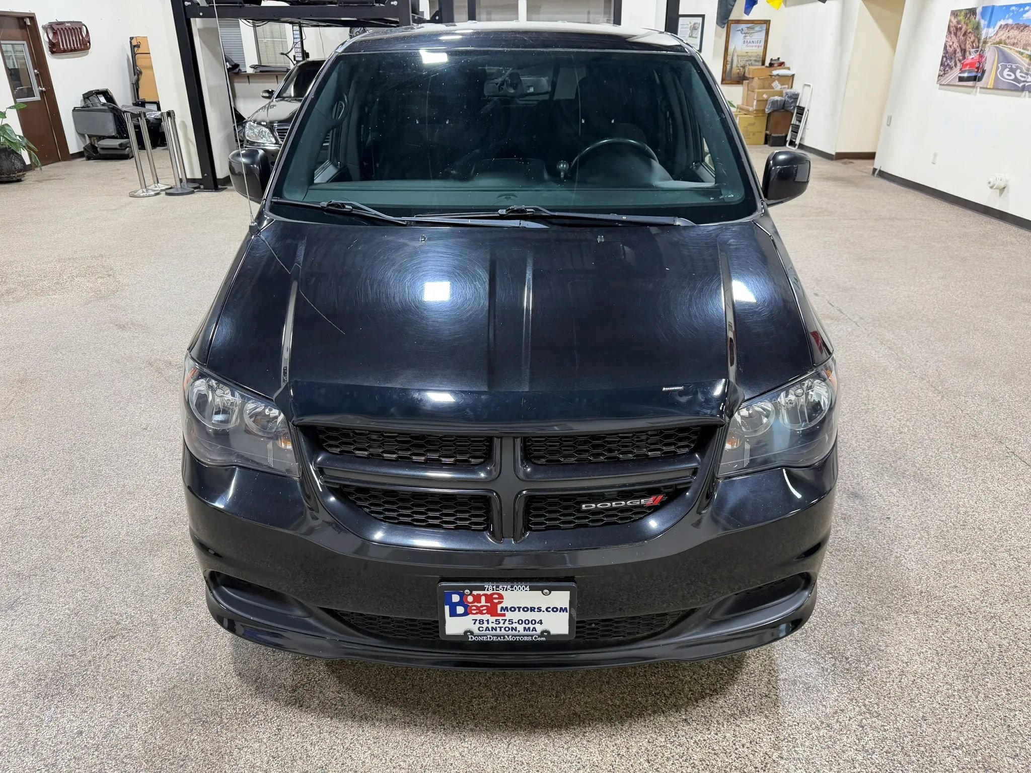 Used 2016 Dodge Grand Caravan SE FWD image 11