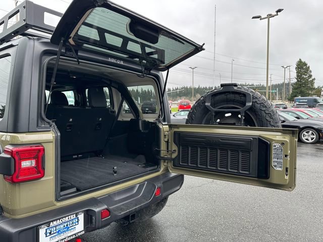 Used 2025 Jeep Wrangler Unlimited Rubicon image 14