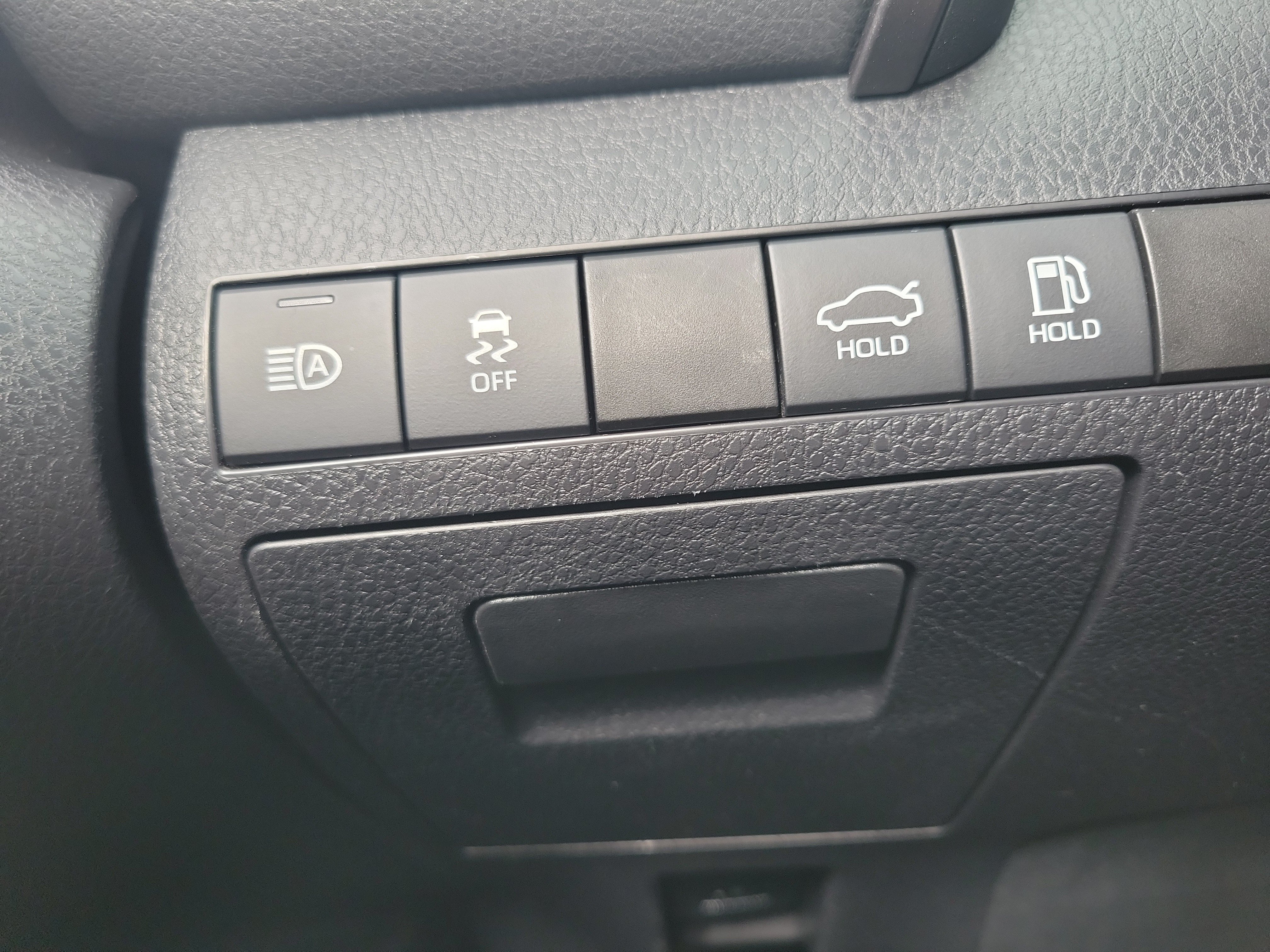 Certified 2019 Toyota Camry LE FWD image 22