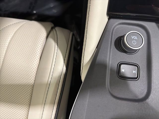 Certified 2025 Acura MDX A-Spec AWD/4WD image 44