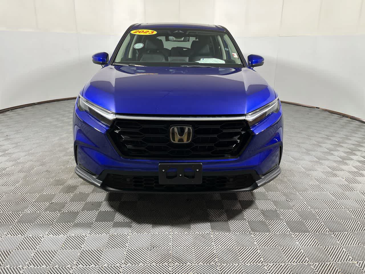 Used 2023 Honda CR-V EX-L image 3