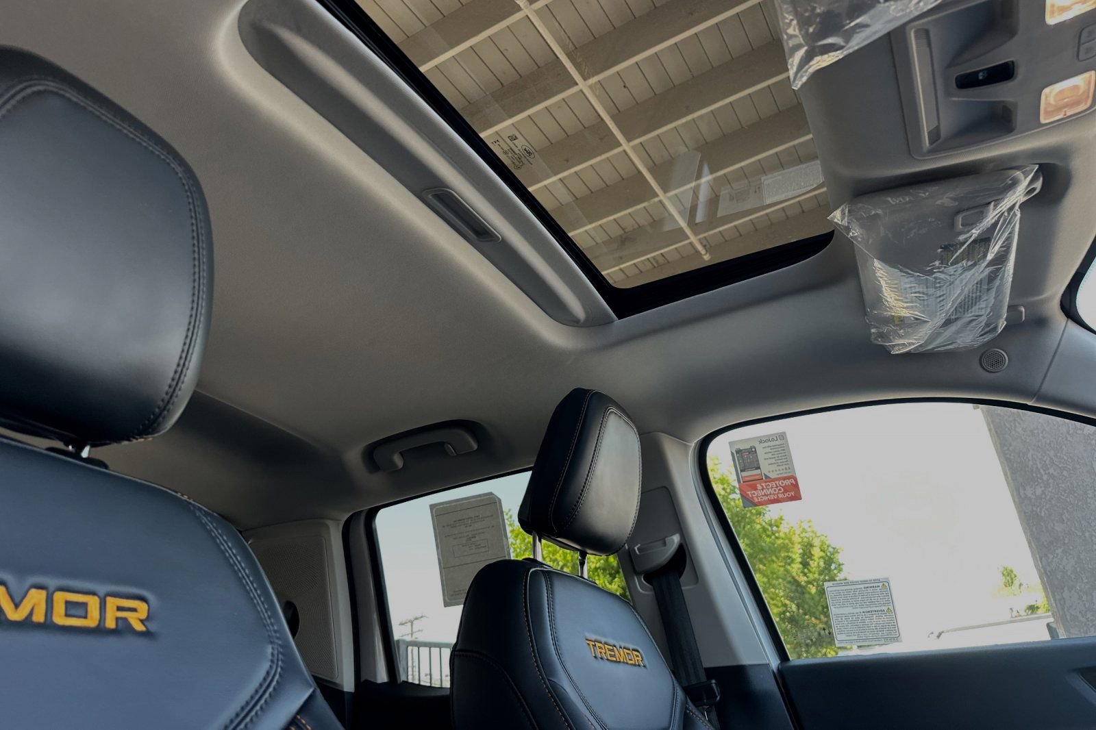 New 2024 Ford Maverick Tremor w/ Tremor Off-Road Package image 16