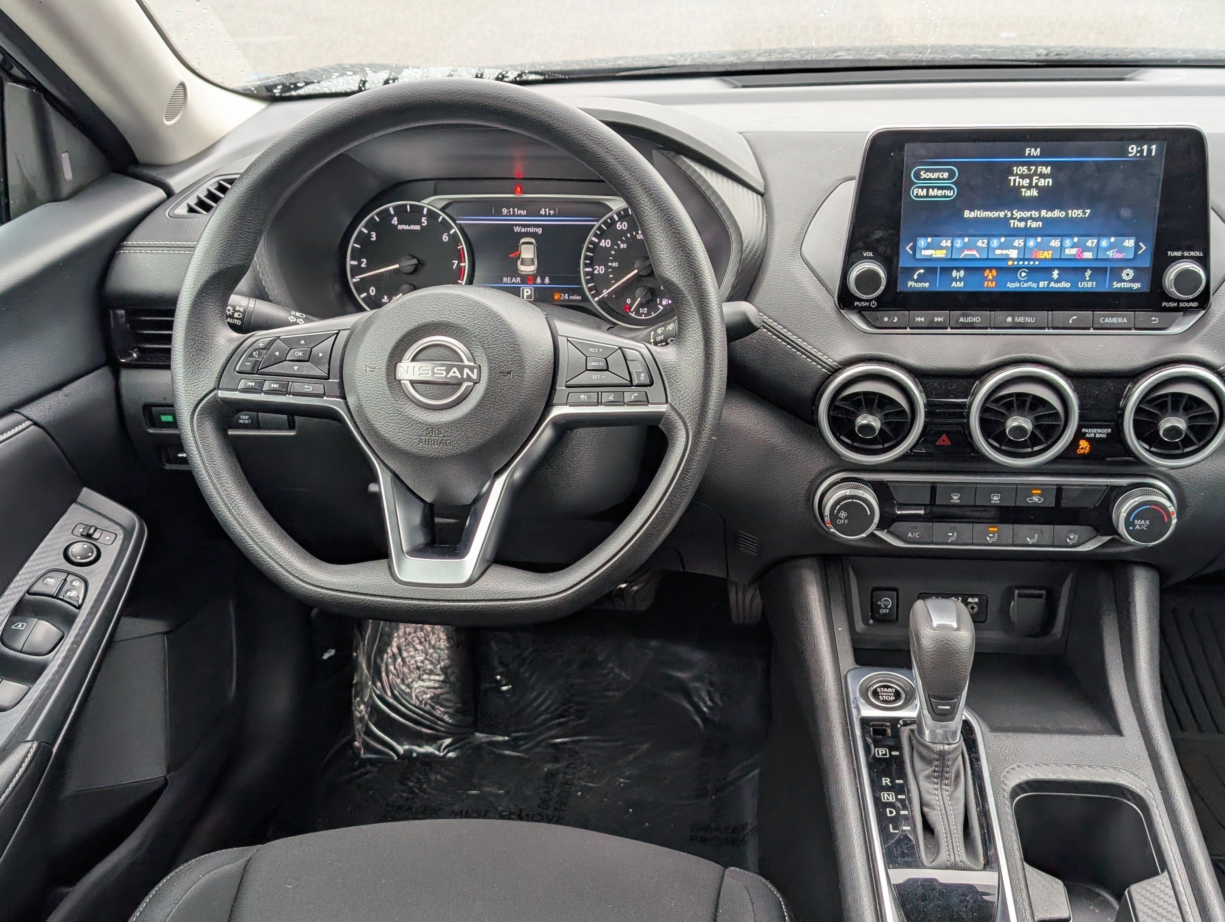 Used 2024 Nissan Sentra SV image 15