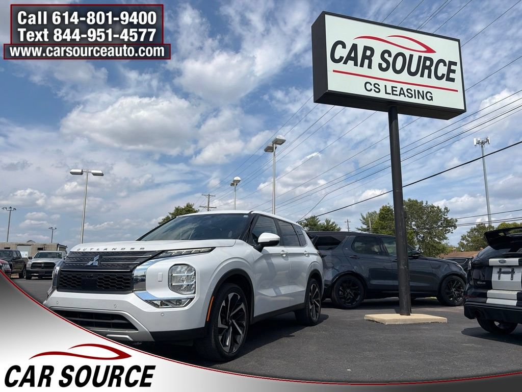 Used 2024 Mitsubishi Outlander SE