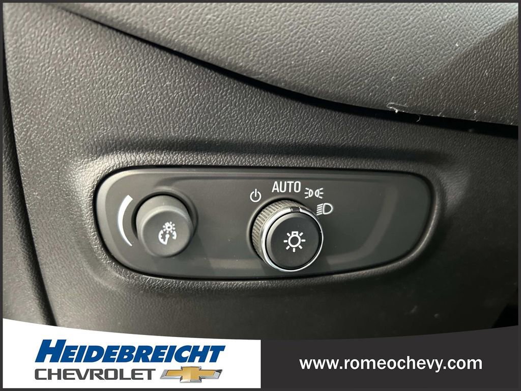 Certified 2024 Chevrolet Equinox LT w/ LPO, Floor Liner Package image 29