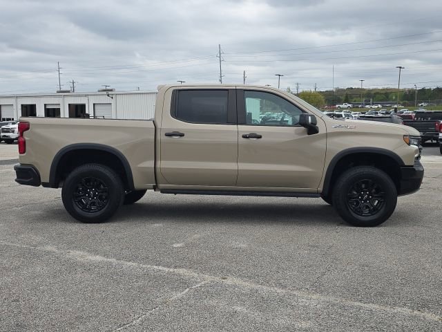 Used 2022 Chevrolet Silverado 1500 ZR2 w/ Technology Package AWD/4WD image 6