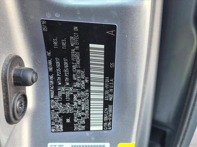 Used 2016 Toyota Sienna XLE Premium FWD image 25