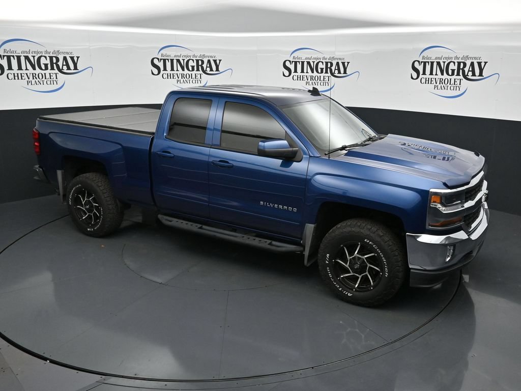 Used 2018 Chevrolet Silverado 1500 LT w/ All Star Edition AWD/4WD image 18
