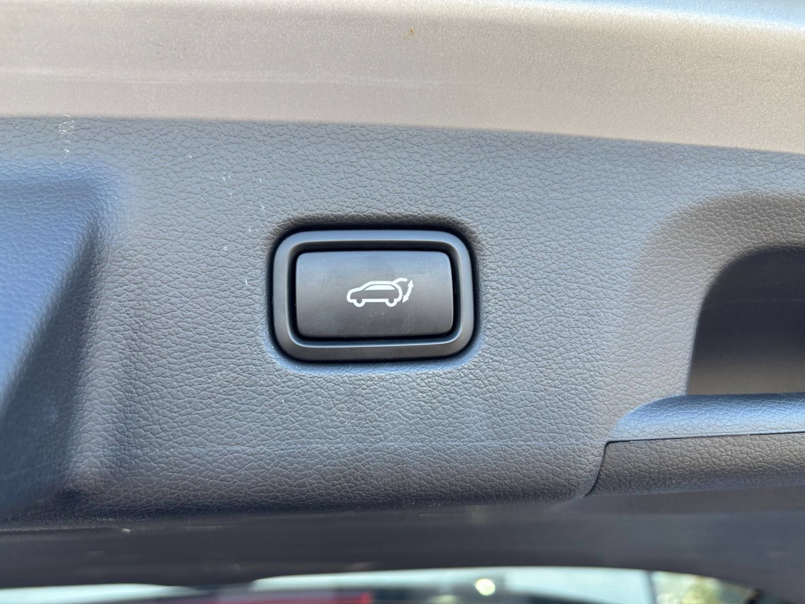 Used 2025 Hyundai Palisade SEL FWD image 24
