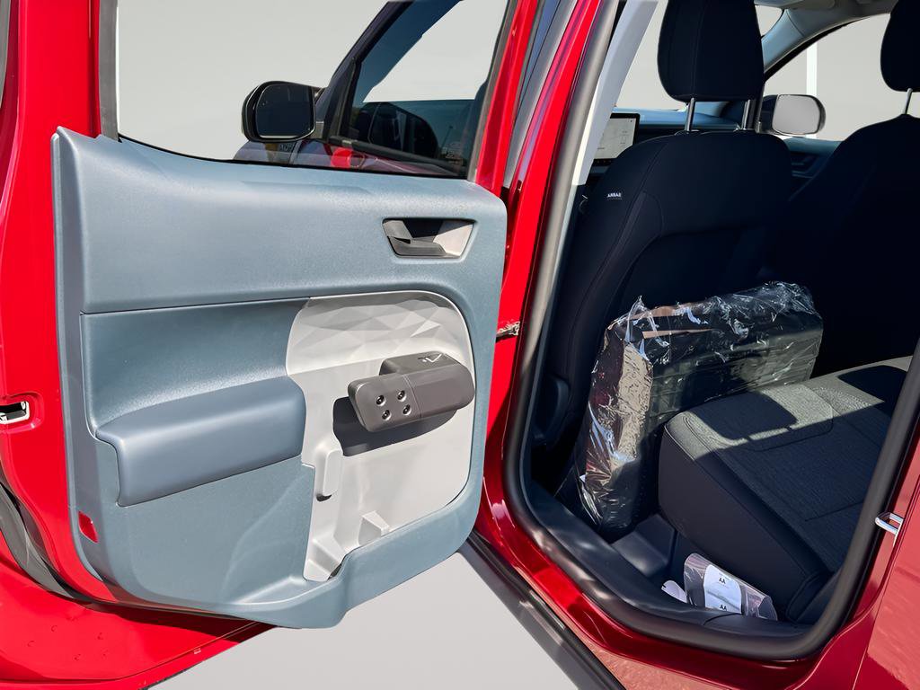 New 2025 Ford Maverick XLT w/ XLT Luxury Package AWD/4WD image 17