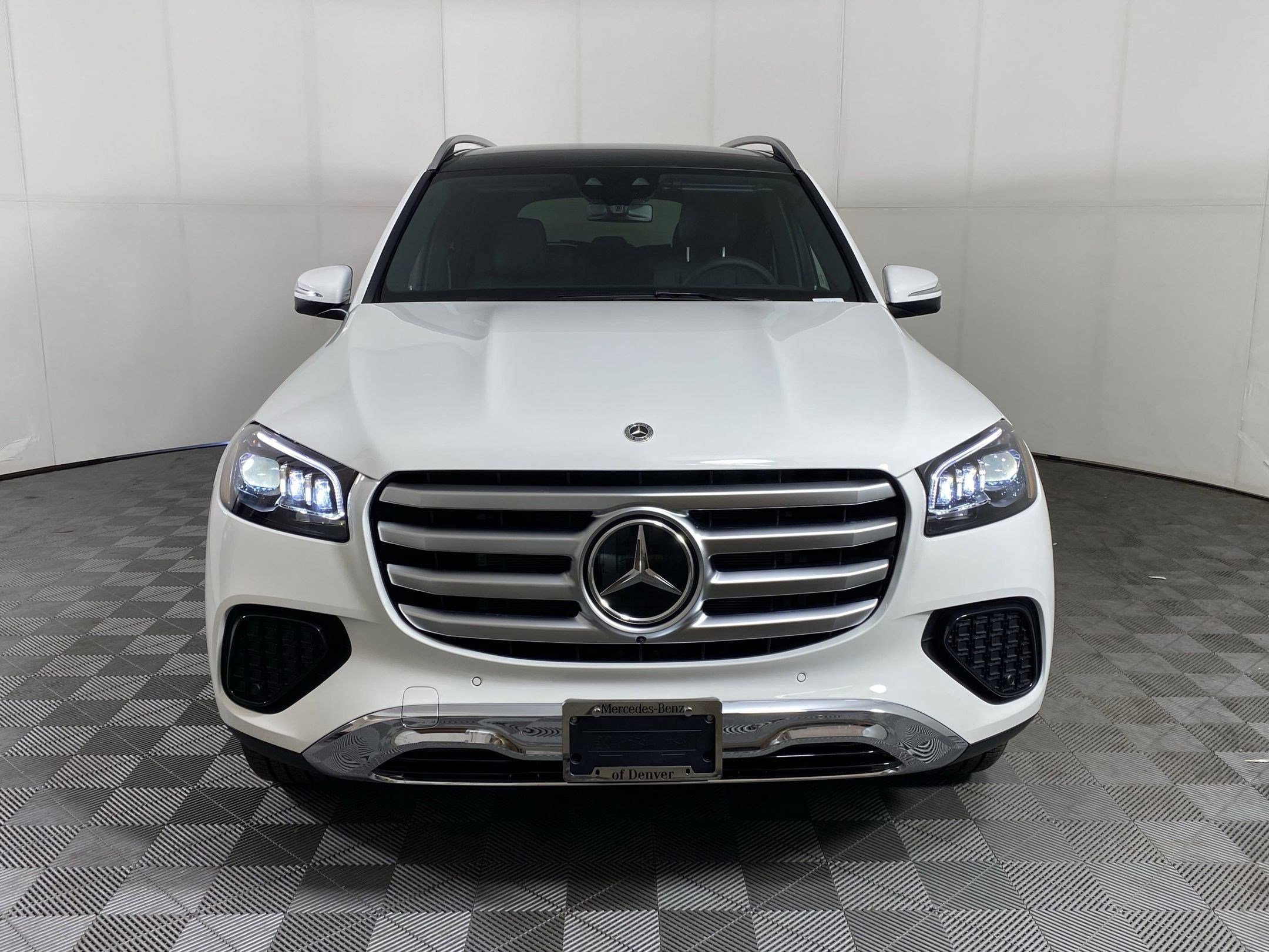 New 2025 Mercedes-Benz GLS 450 4MATIC image 5