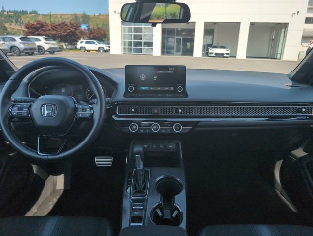 Used 2025 Honda Civic Sport image 13