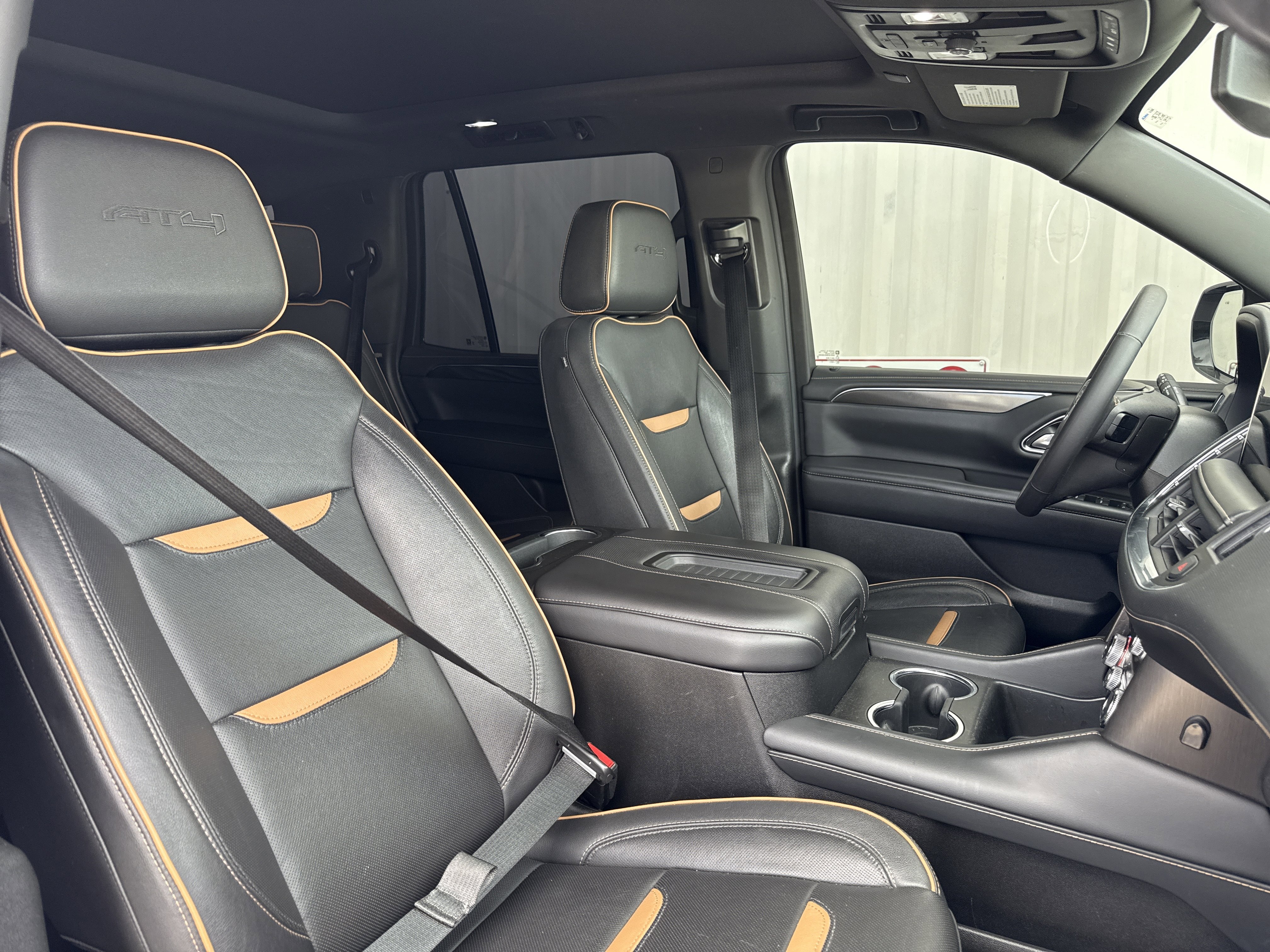 Used 2022 GMC Yukon AT4 image 46