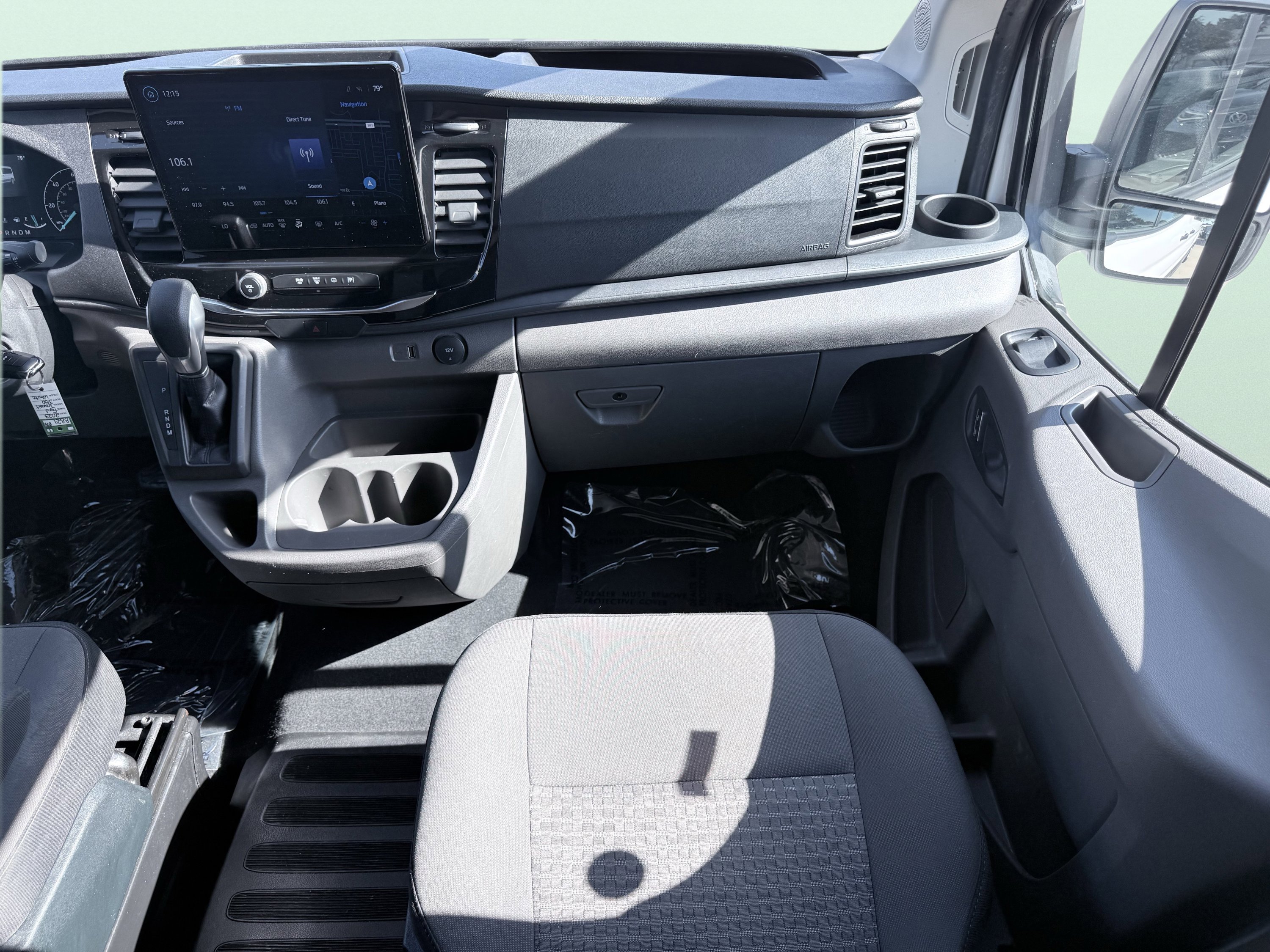 Used 2023 Ford Transit 350 XLT image 34