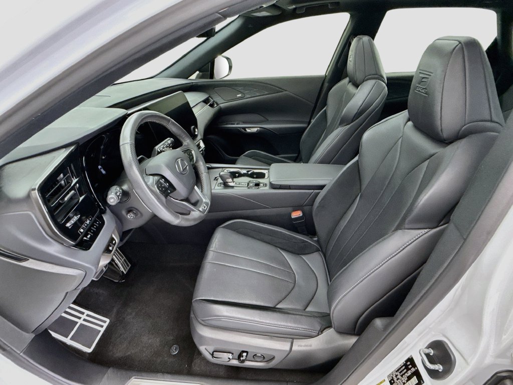 Used 2024 Lexus RX 500h F Sport w/ Convenience Package AWD/4WD image 17
