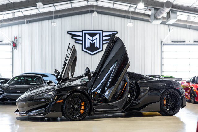 Used 2020 McLaren 600LT Spider RWD image 1