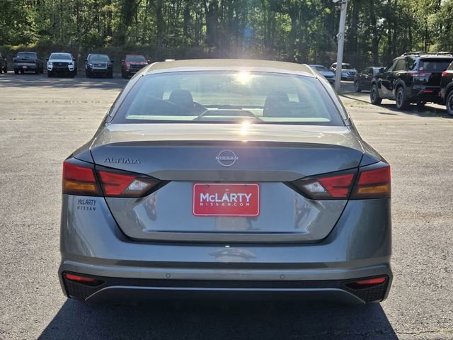 Used 2024 Nissan Altima 2.5 S FWD image 4