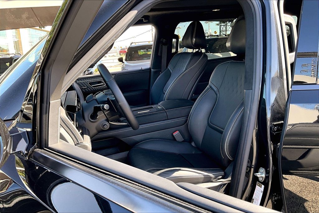 Used 2026 INFINITI QX80 Autograph w/ Premium Cargo Package AWD/4WD image 36