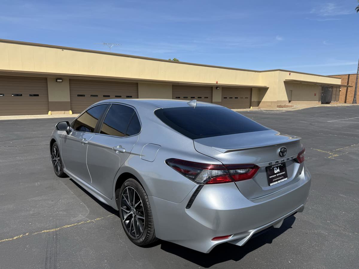 Used 2022 Toyota Camry SE w/ Convenience Package FWD image 5