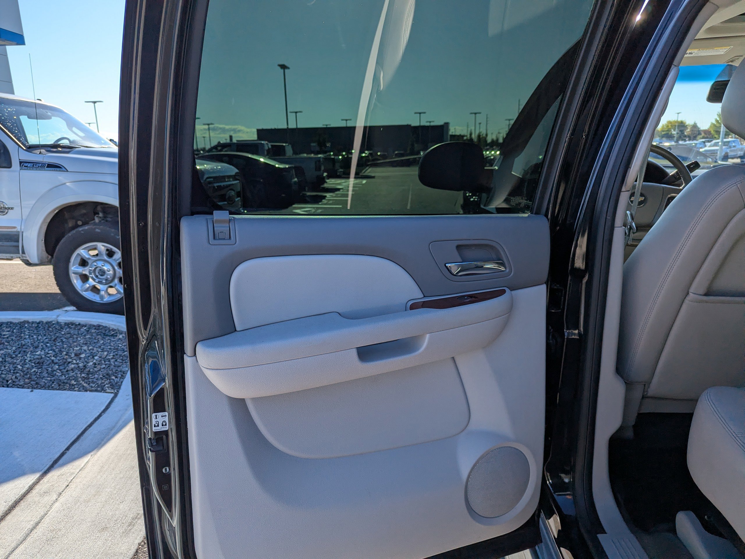 Used 2013 Chevrolet Avalanche LT w/ All-Star Edition AWD/4WD image 29