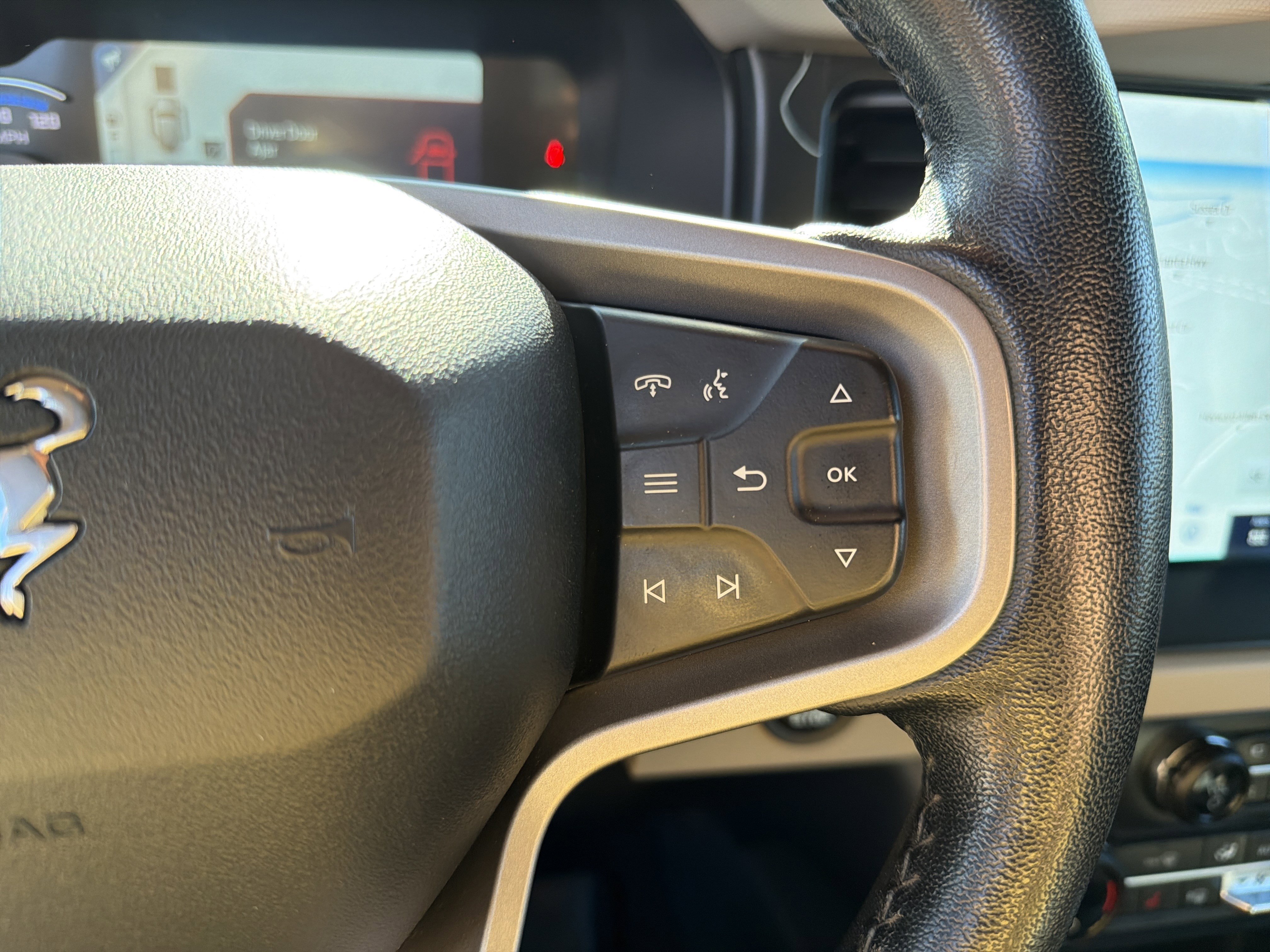 Used 2021 Ford Bronco Wildtrak image 10