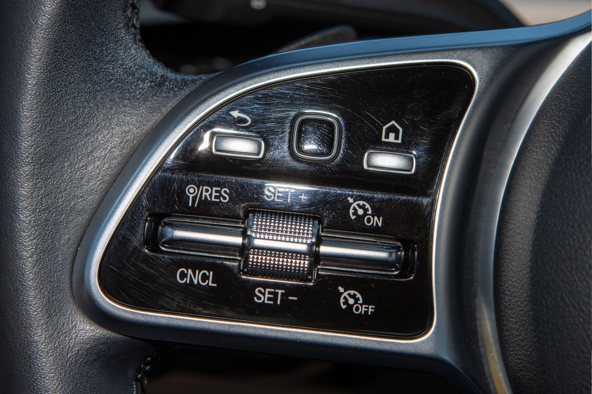 Used 2022 Mercedes-Benz A 220 image 27