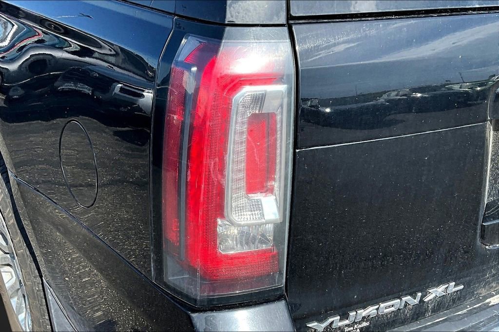 Used 2015 GMC Yukon XL SLE AWD/4WD image 18