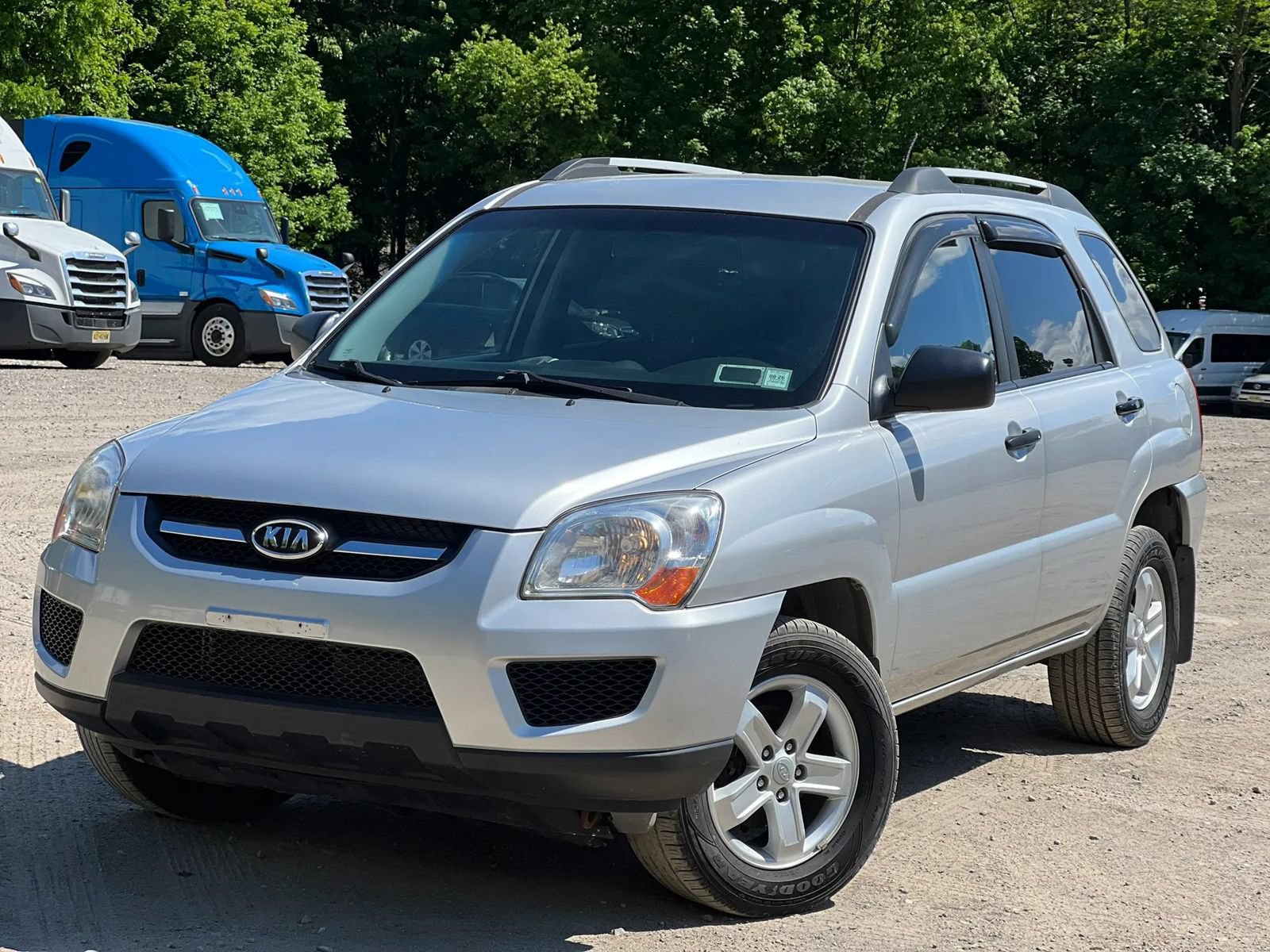 Used 2010 Kia Sportage LX AWD/4WD image 2