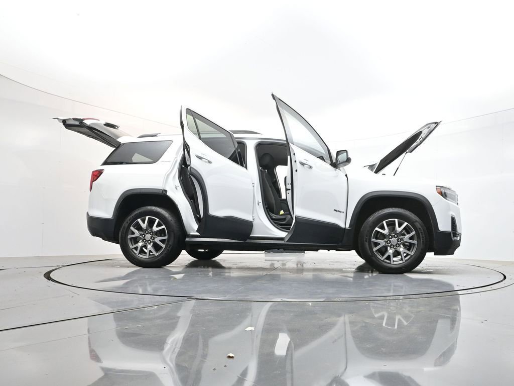 Used 2023 GMC Acadia SLE w/ Driver Convenience Package FWD image 49