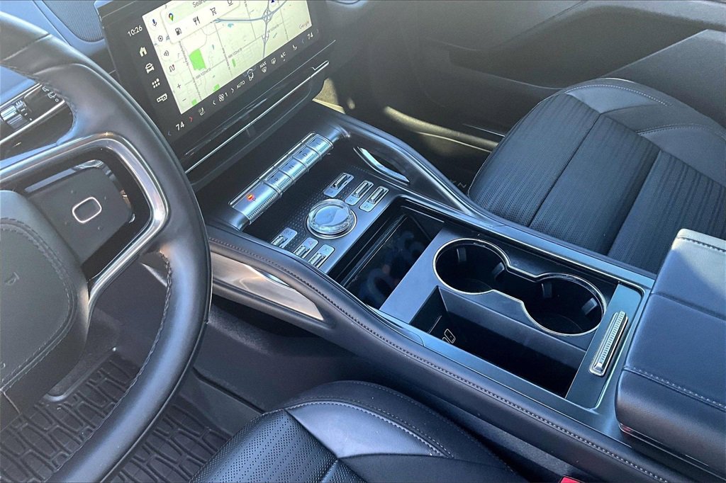 Used 2024 Lincoln Nautilus Reserve w/ Equipment Group 202A image 14