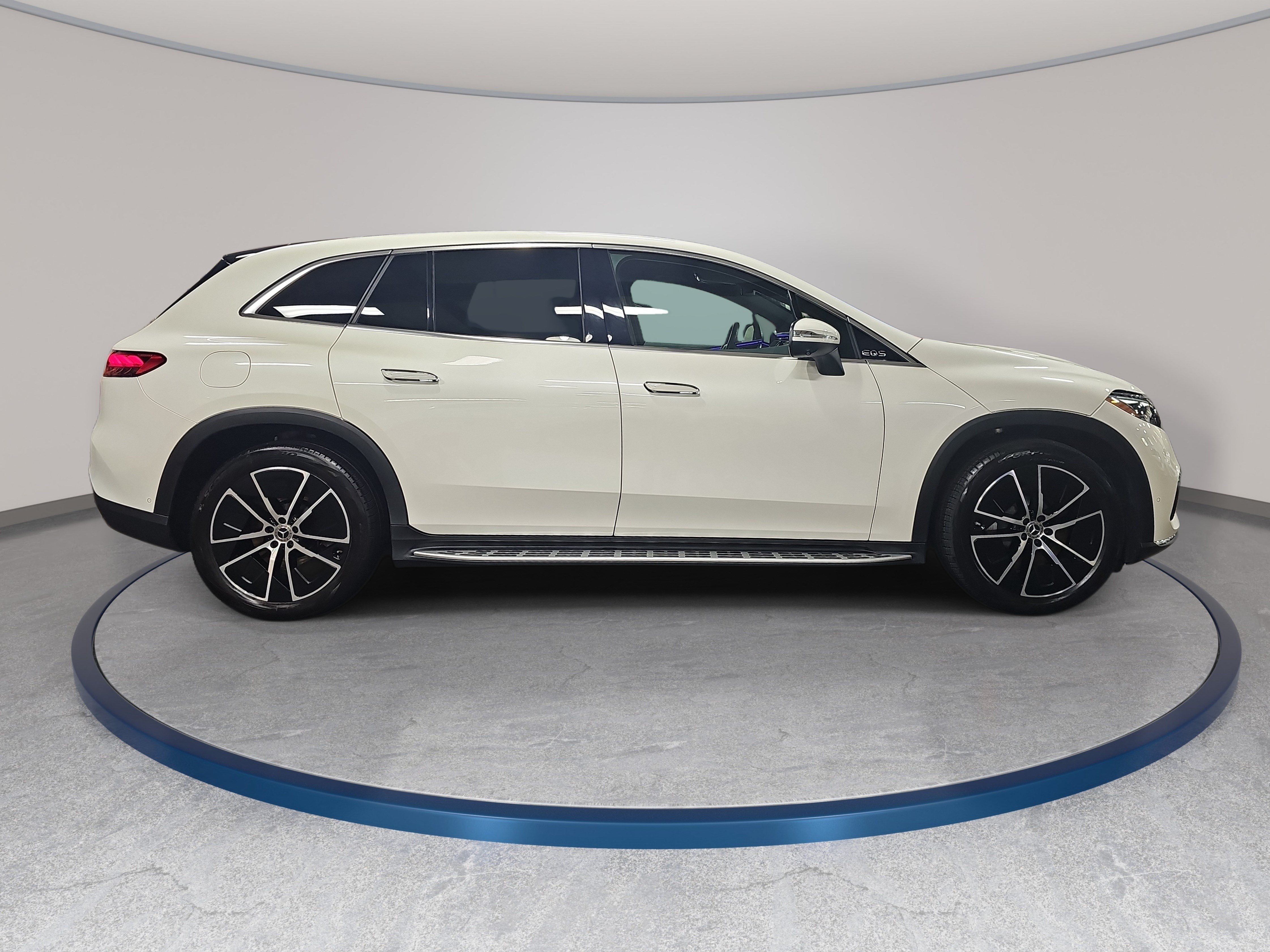 Certified 2023 Mercedes-Benz EQS 450+ SUV image 5