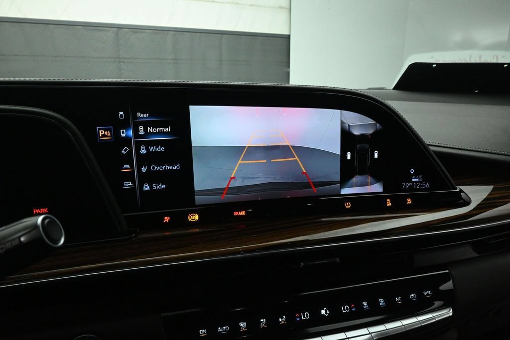 Used 2021 Cadillac Escalade ESV Luxury AWD/4WD image 15