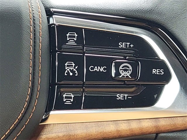 New 2025 Jeep Grand Cherokee L Summit image 32