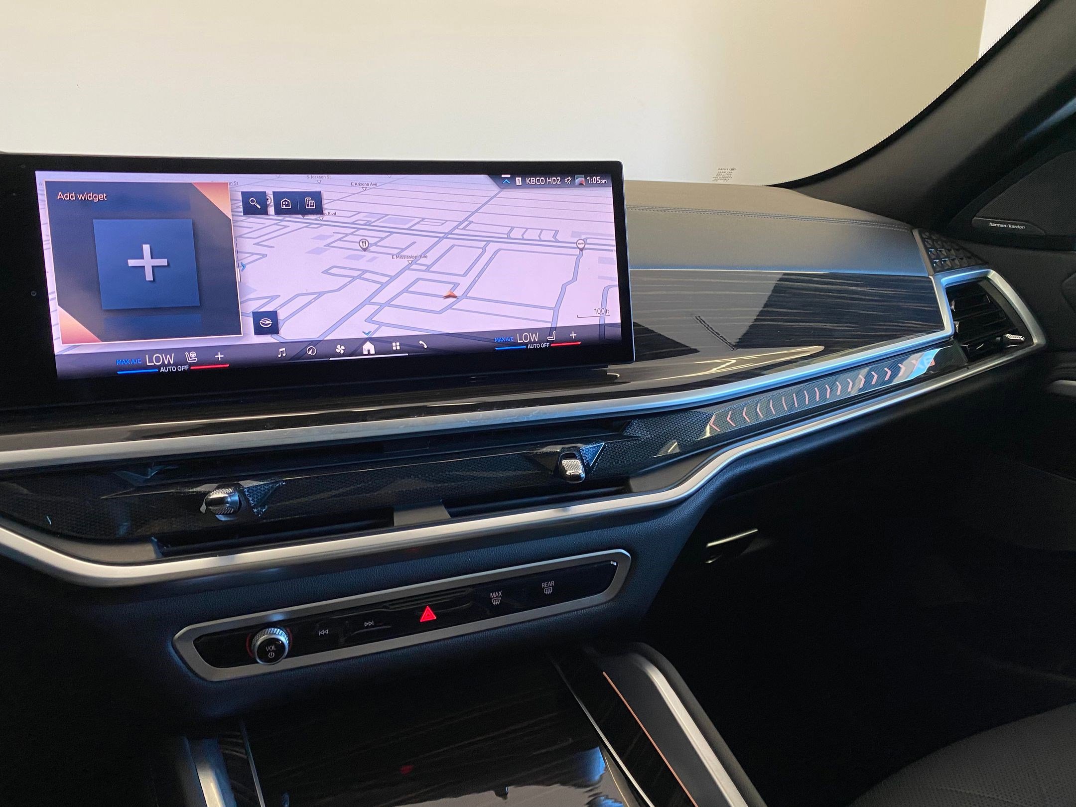 Certified 2025 BMW X6 xDrive40i image 24