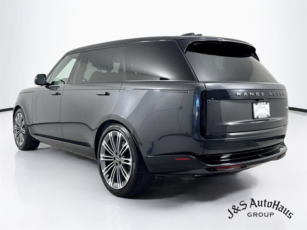 Used 2023 Land Rover Range Rover Long Wheelbase SE AWD/4WD image 5