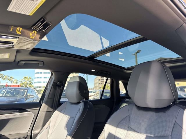 New 2026 Volkswagen Tiguan SE R-Line FWD image 16