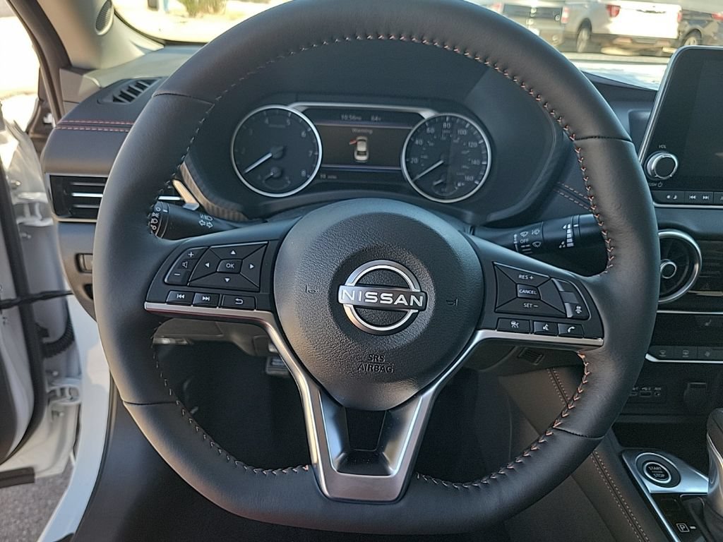 New 2025 Nissan Sentra SR w/ SR Premium Package FWD image 21