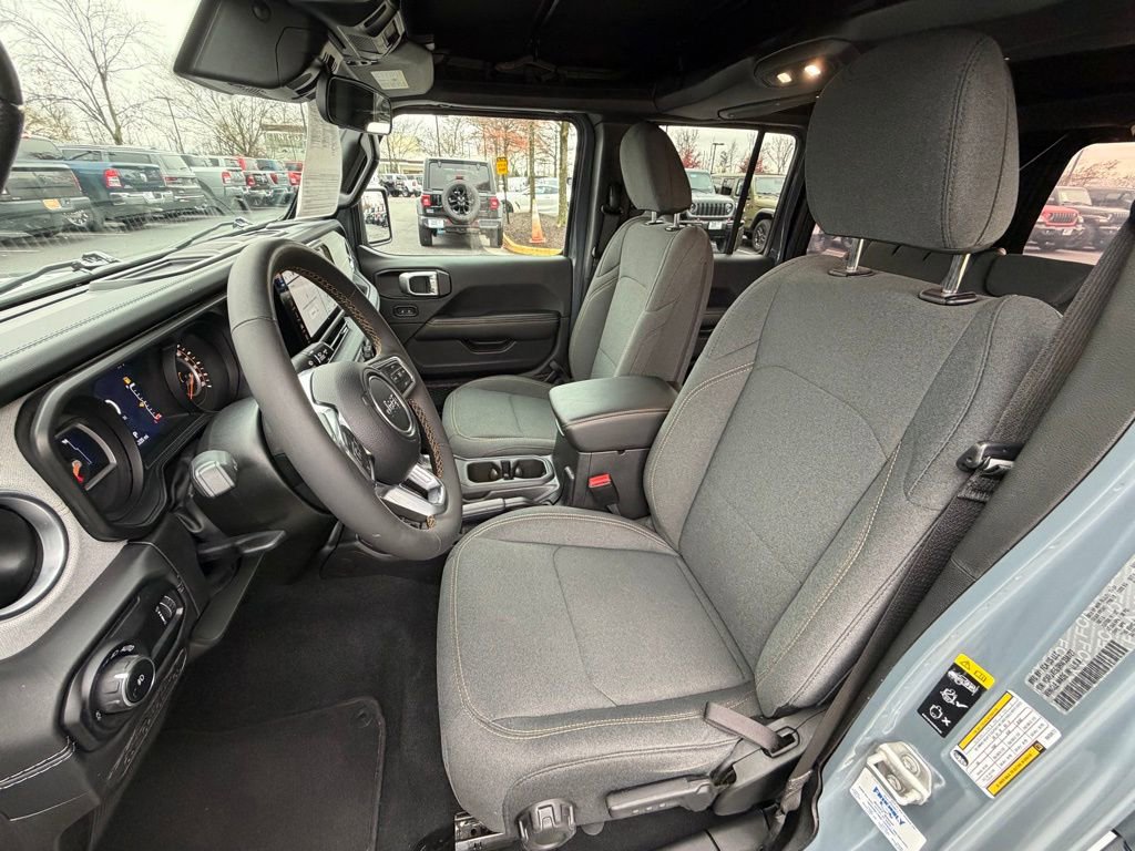 Certified 2024 Jeep Wrangler Sahara image 21