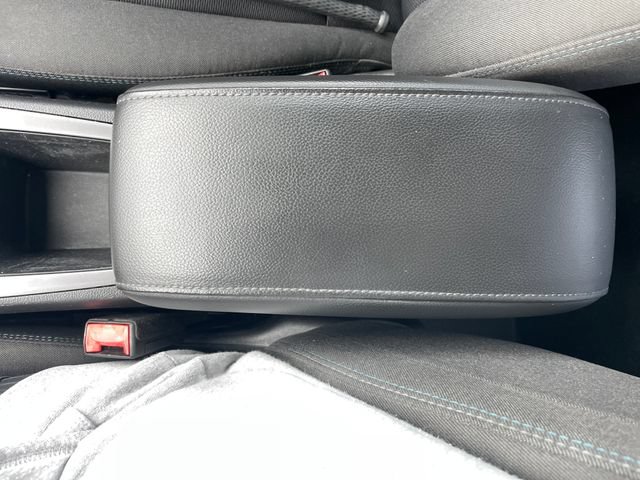 Used 2016 Chevrolet Cruze LT w/ Sun And Sound Package FWD image 17