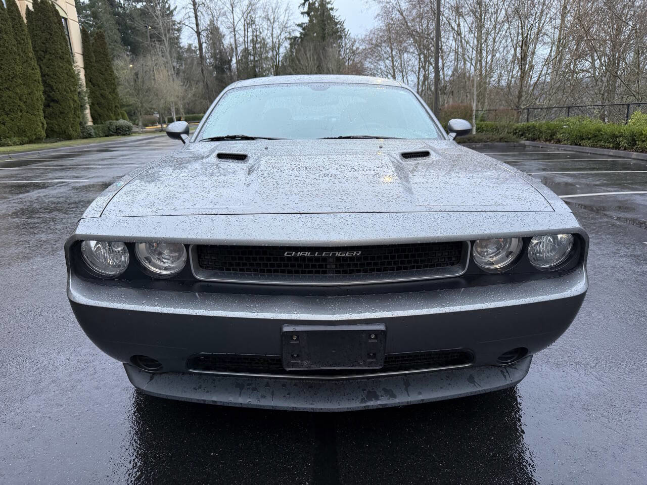 Used 2012 Dodge Challenger SXT image 2