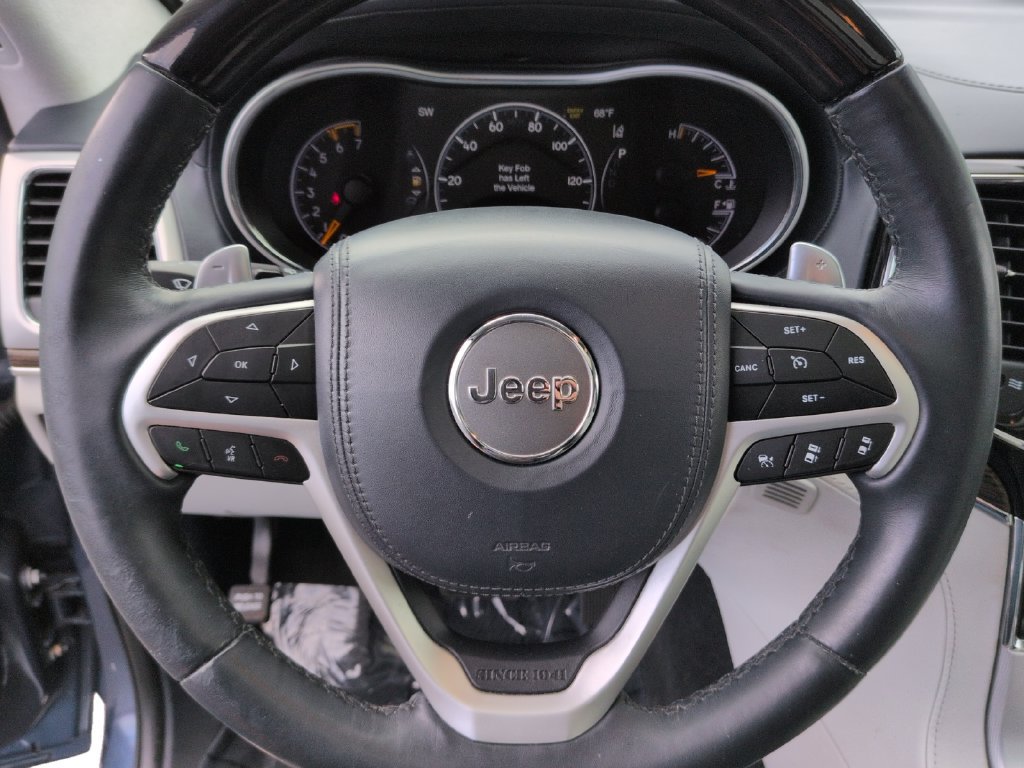 Used 2020 Jeep Grand Cherokee Summit AWD/4WD image 12