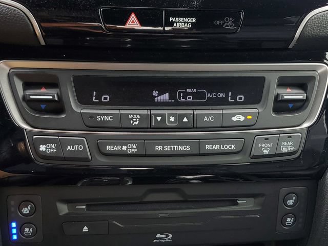 Used 2022 Honda Pilot Black Edition image 31